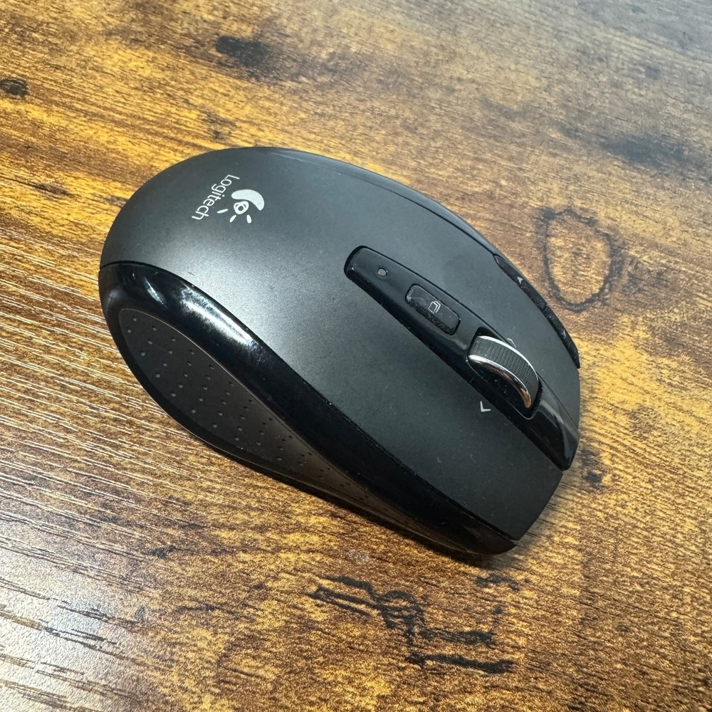 Logitech VX Revolution Wireless Laser Mouse Black with Nano Receiver WORKS